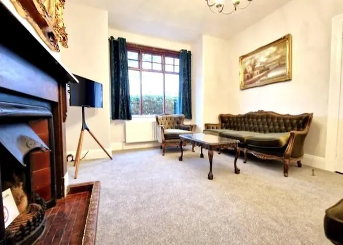 Stay At Granny\'S, 4 Bed Terrace On Iconic Canal